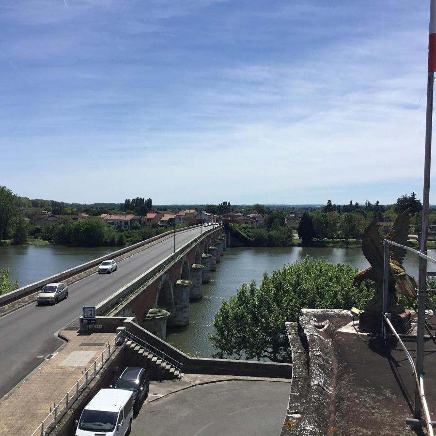 מלון Le Pont Napoleon מוסאק מראה חיצוני תמונה